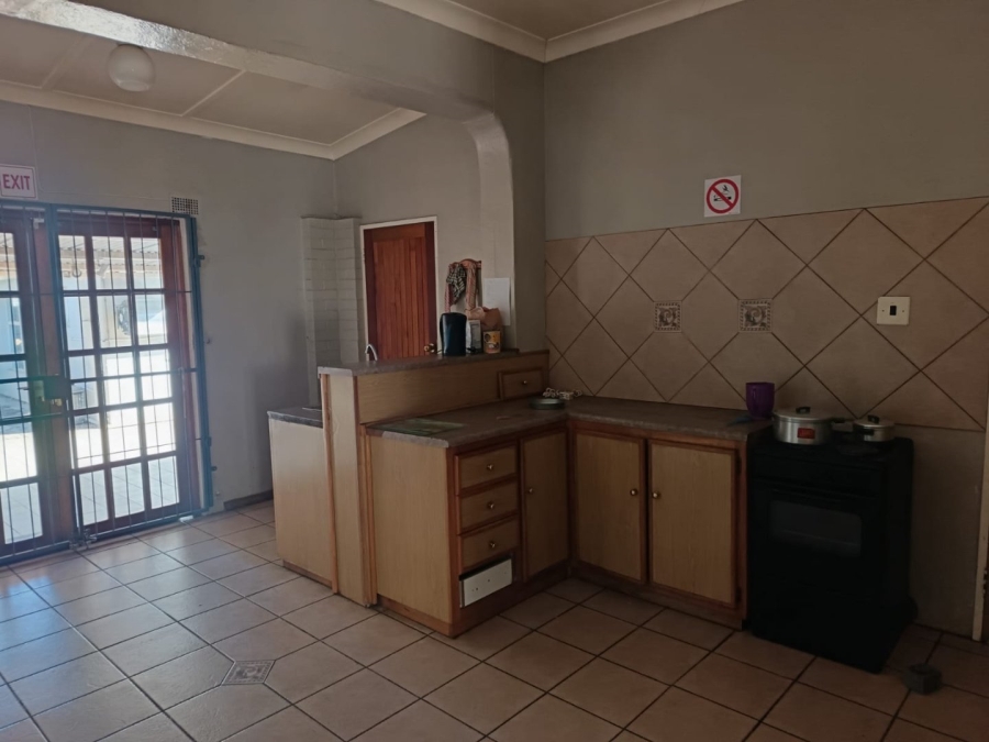 5 Bedroom Property for Sale in New Park Northern Cape